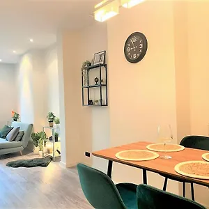 Royal South - With Parkview Appartement Antwerpen