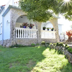 Blumen Oase , Malinska Croazia